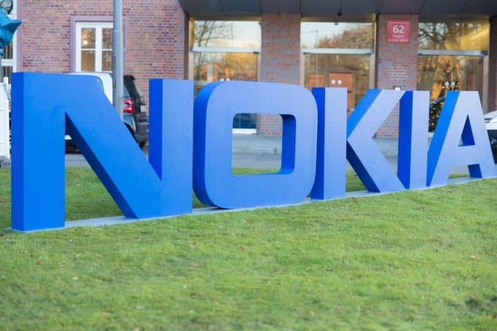 דיווח: נוקיה עשויה להכנס לשוק המחשבים הניידים